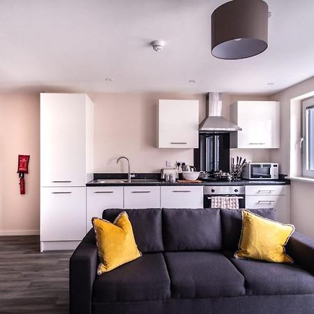Modern & Spacious 2 Bed Apartment In Manchester Eksteriør bilde