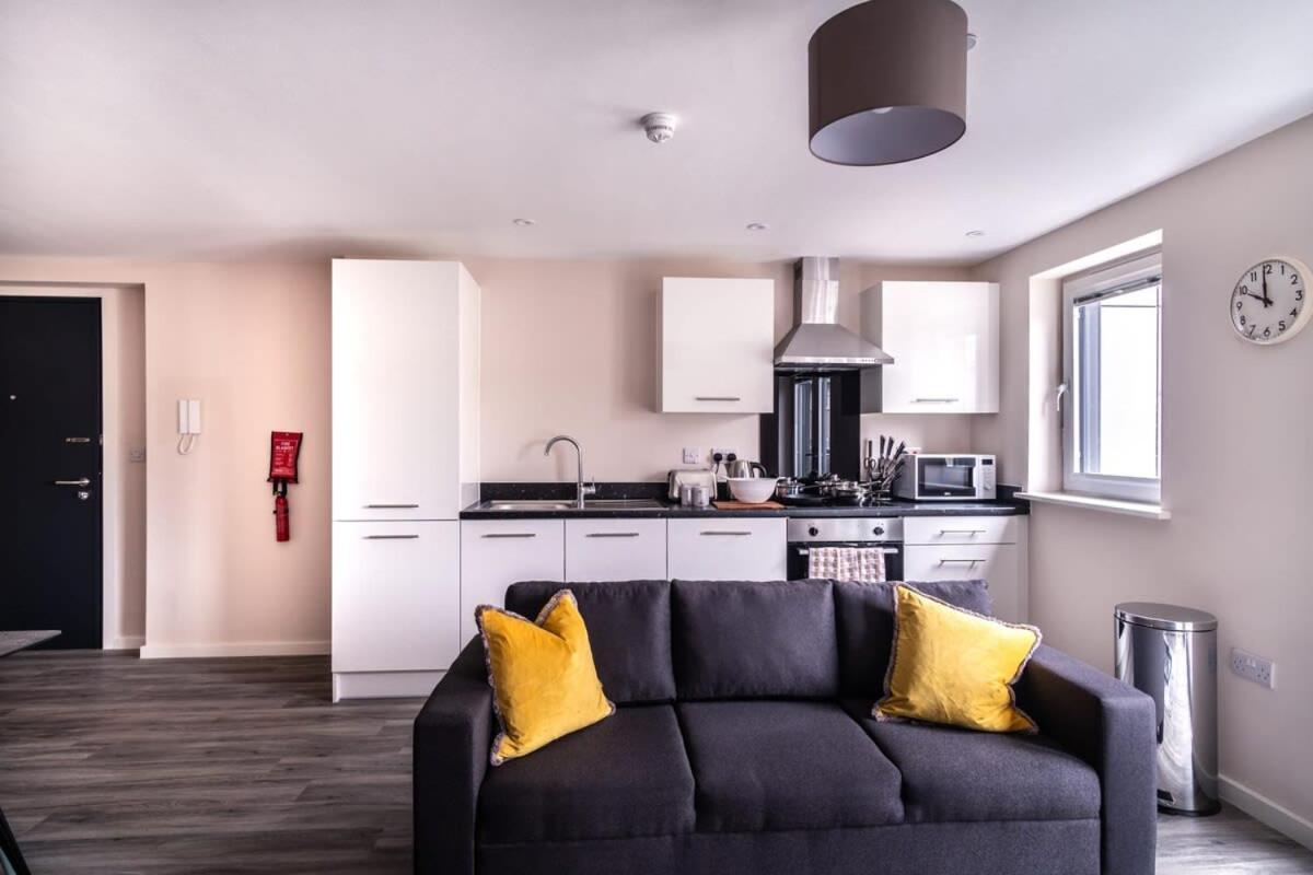 Modern & Spacious 2 Bed Apartment In Manchester Eksteriør bilde