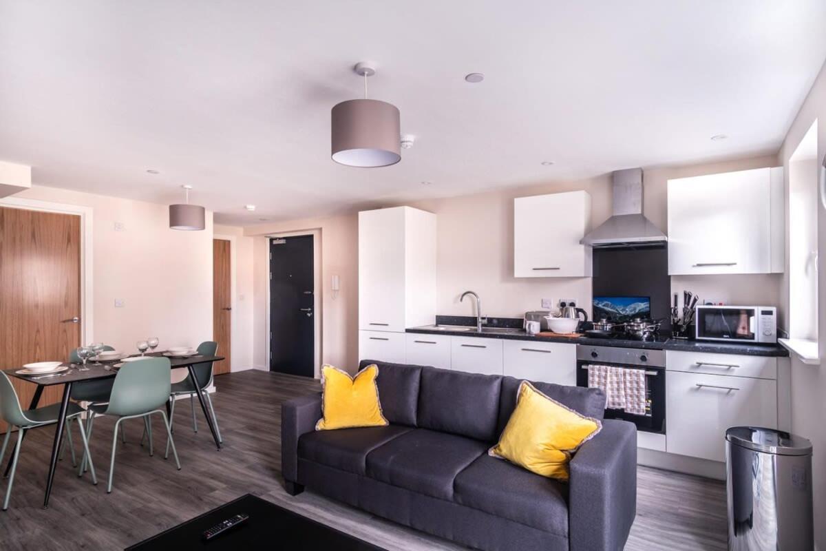 Modern & Spacious 2 Bed Apartment In Manchester Eksteriør bilde