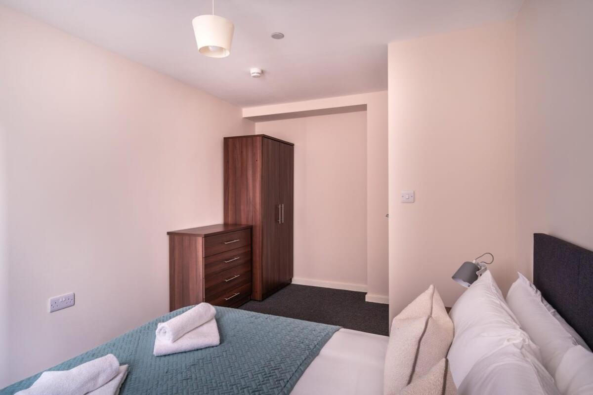 Modern & Spacious 2 Bed Apartment In Manchester Eksteriør bilde